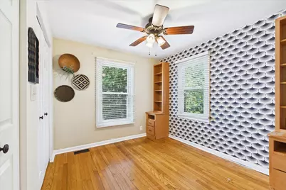 67 Grove Avenue, Glen Ellyn, IL 60137 - Photo 13