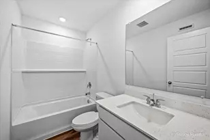 2225 Waters Edge Dr, Schaumburg, IL 60173 - Photo 21