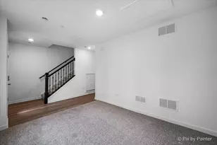 2225 Waters Edge Dr, Schaumburg, IL 60173 - Photo 23