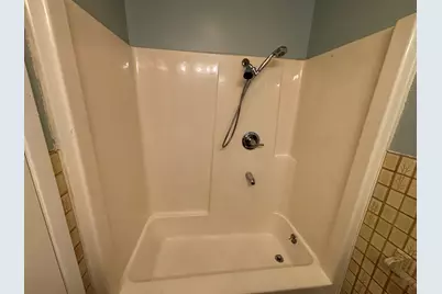 27W029 Oak Street, Hanover Park, IL 60133 - Photo 11