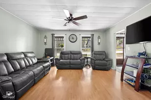 528 S Water St, Wilmington, IL 60481 - Photo 9