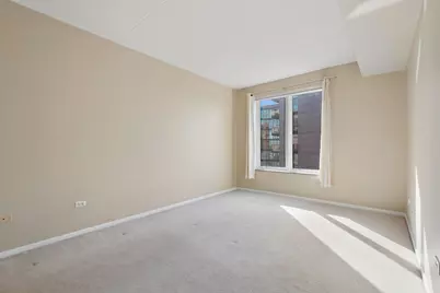515 Main Street #609, Evanston, IL 60202 - Photo 15