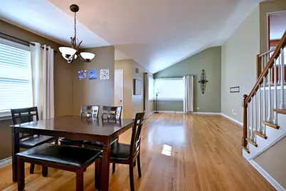 482 E Park Avenue, Elmhurst, IL 60126 - Photo 3