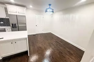 9415 S Peoria St, Chicago, IL 60620 - Photo 3