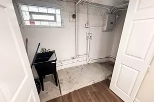 9415 S Peoria St, Chicago, IL 60620 - Photo 23