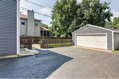 4608 Pershing Avenue, Downers Grove, IL 60515 - Photo 23