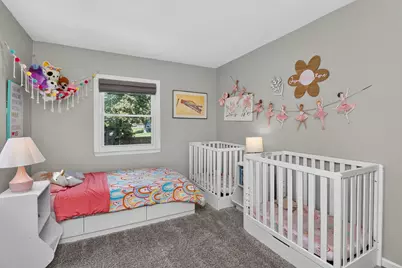 4608 Pershing Avenue, Downers Grove, IL 60515 - Photo 17