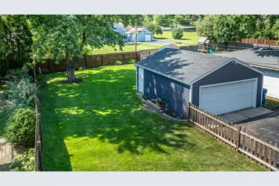 4608 Pershing Avenue, Downers Grove, IL 60515 - Photo 25