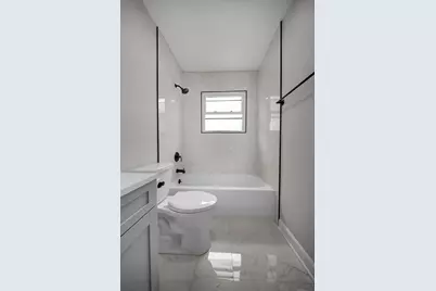 132 N Pinecrest Road, Bolingbrook, IL 60440 - Photo 11