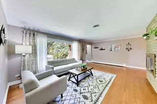 403 S We Go Trail, Mount Prospect, IL 60056 - Photo 5
