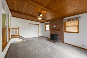11 North St, East Dundee, IL 60118 - Photo 11