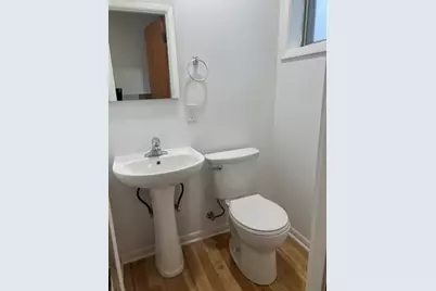 7229 N Campbell Avenue, Chicago, IL 60645 - Photo 9