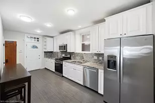 8215 S Evans Ave, Chicago, IL 60619 - Photo 9