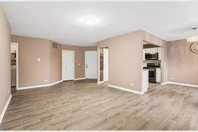 210 Glasgow Lane #Z1, Schaumburg, IL 60194 - Photo 3