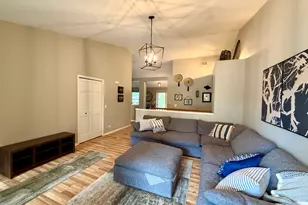 5024 Spring Rd, McHenry, IL 60050 - Photo 7