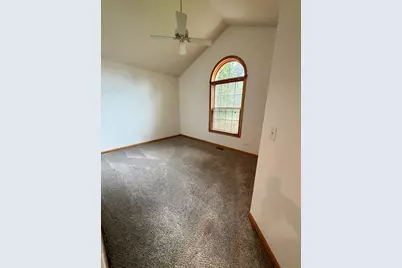 5024 Spring Road, McHenry, IL 60050 - Photo 15