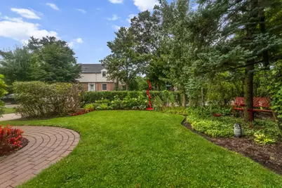 2761 Lincolnwood Drive, Evanston, IL 60201 - Photo 35