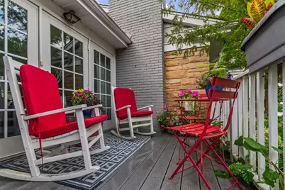 2761 Lincolnwood Drive, Evanston, IL 60201 - Photo 29