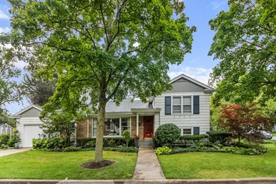2761 Lincolnwood Drive, Evanston, IL 60201 - Photo 1