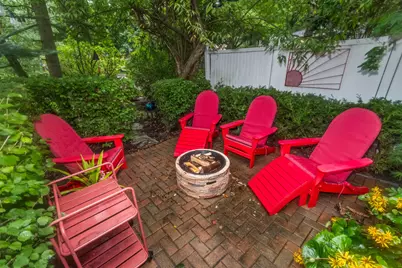 2761 Lincolnwood Drive, Evanston, IL 60201 - Photo 37