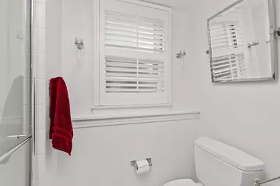 2761 Lincolnwood Drive, Evanston, IL 60201 - Photo 27