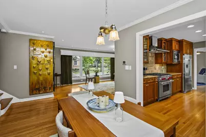 2761 Lincolnwood Drive, Evanston, IL 60201 - Photo 9