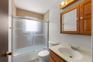 1302 Coolidge Ave, Wheaton, IL 60189 - Photo 15