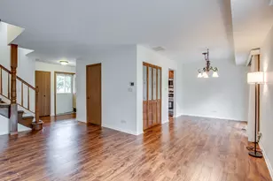 1523 Lighthouse Dr, Naperville, IL 60565 - Photo 13