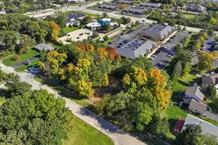 125 S Delany Rd, Gurnee, IL 60031 - Photo 9