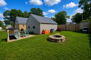 470 Marguerite St, Elgin, IL 60123 - Photo 23