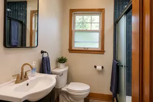 470 Marguerite St, Elgin, IL 60123 - Photo 11