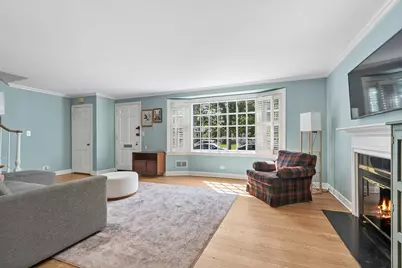 1615 Dobson Street, Evanston, IL 60202 - Photo 3