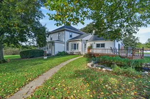 3208 S Country Club Rd, Woodstock, IL 60098 - Photo 9