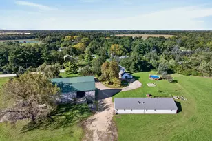 3208 S Country Club Rd, Woodstock, IL 60098 - Photo 93