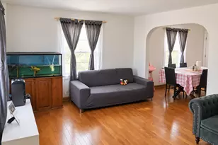 7052 41st St, Berwyn, IL 60402 - Photo 3