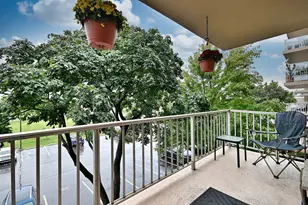 110 W Butterfield Rd, Elmhurst, IL 60126 - Photo 43