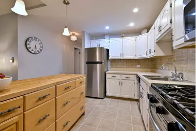 110 W Butterfield Road #309S, Elmhurst, IL 60126 - Photo 25