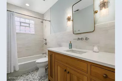 2227 W Medill Avenue, Chicago, IL 60647 - Photo 25