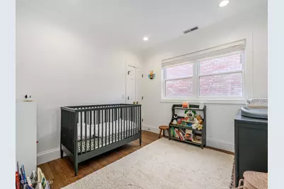 2227 W Medill Avenue, Chicago, IL 60647 - Photo 23