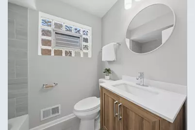 8231 S Wentworth Avenue, Chicago, IL 60620 - Photo 21