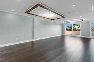6400 N Cicero Ave, Lincolnwood, IL 60712 - Photo 9