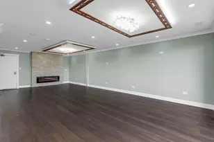 6400 N Cicero Ave, Lincolnwood, IL 60712 - Photo 11