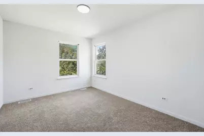 657 S McAlister Avenue, Waukegan, IL 60085 - Photo 15