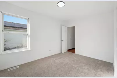 657 S McAlister Avenue, Waukegan, IL 60085 - Photo 13