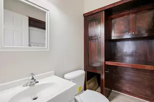 27W113 Cooley Ave, Winfield, IL 60190 - Photo 5