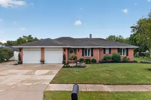 315 Twilight Dr, Morris, IL 60450 - Photo 1
