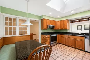 434 Valencia Ave E, Barrington, IL 60010 - Photo 7