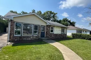 8229 W Summerdale Ave, Chicago, IL 60656 - Photo 3