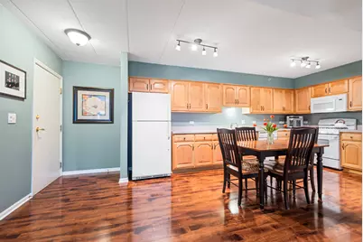 8733 Willow Boulevard #1C, Willow Springs, IL 60480 - Photo 7