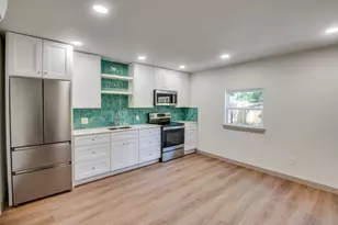 2433 Southwood Dr, Dallas, TX 75233 - Photo 35